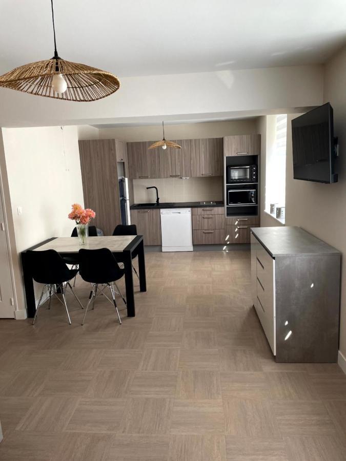 Appartement Graye Sur Mer, Courseulles Sur Mer Eksteriør bilde